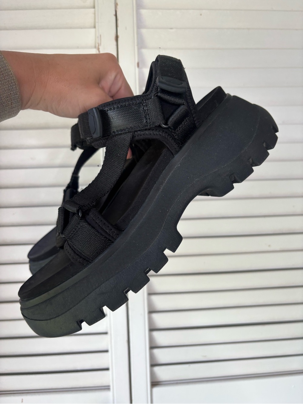 Zara Black Chunky Strappy Platform Sandal Sandal EU 38 - Picture 8 of 9
